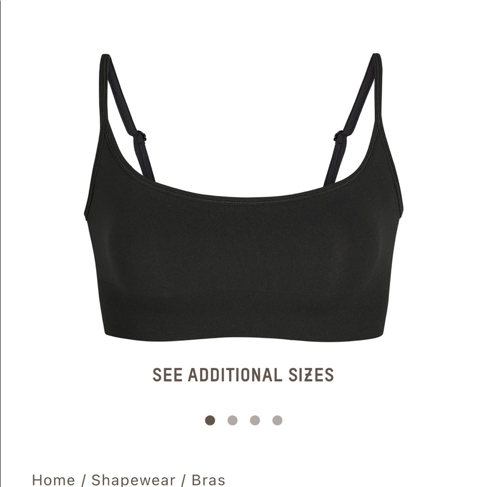 Skims Sculpting Scoop Neck Bralette